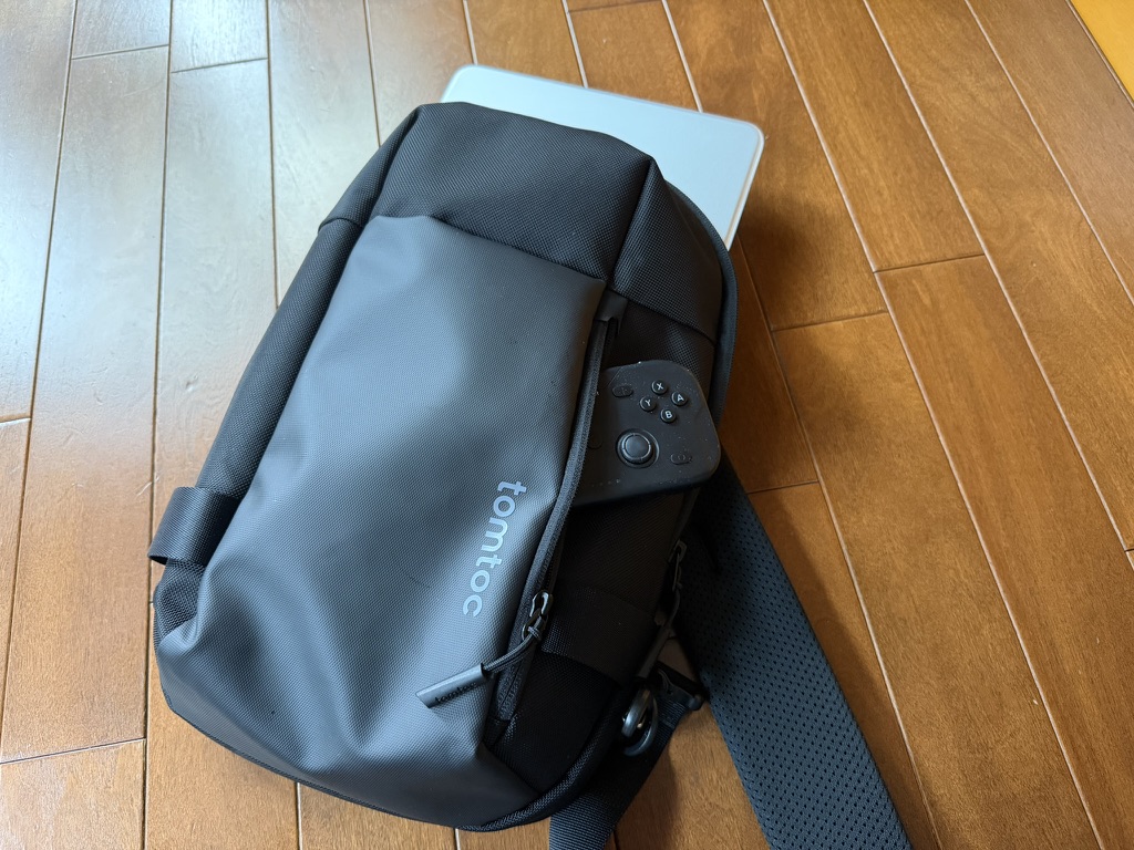 tomtoc_bodybag